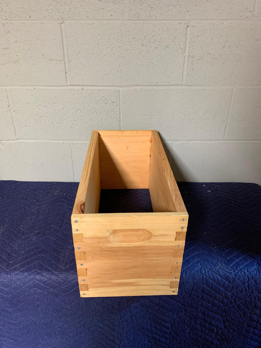 NUC Box Deep - 4K Beez