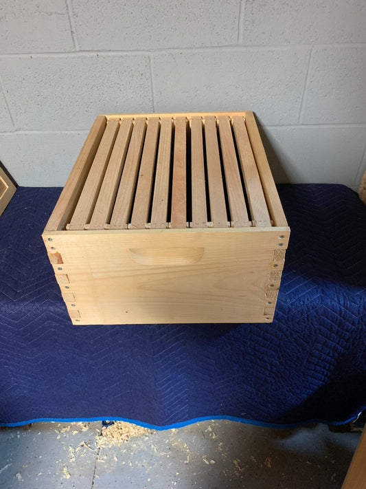 Deep Super with Frames - 4K Beez